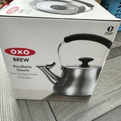 NEW OXO BREW Classic Tea Kettle - Brushed Stainless Steel