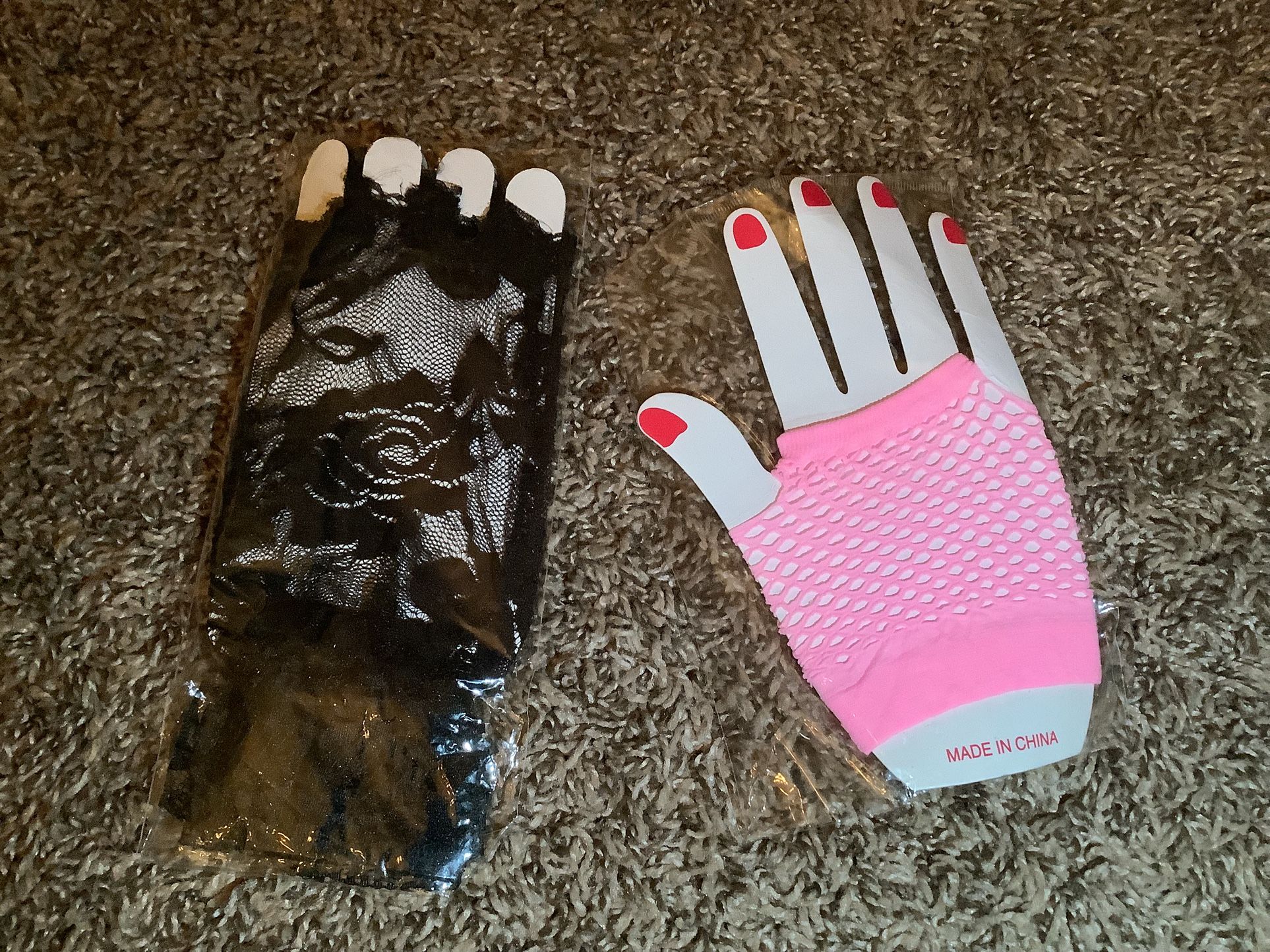2 pairs - Fashion Glove sets, black lace & pink fishnet, One Size