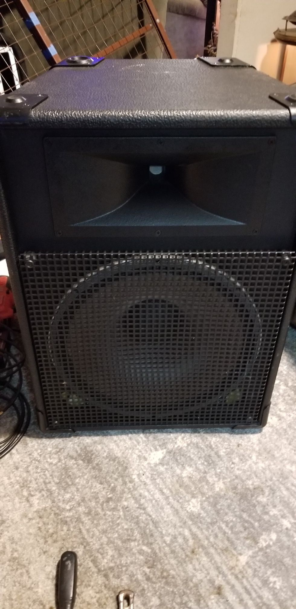 JBL MR-825 Professional Stage Speaker