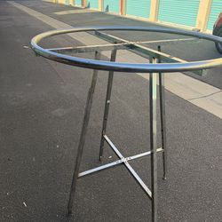 Circular clothing rack