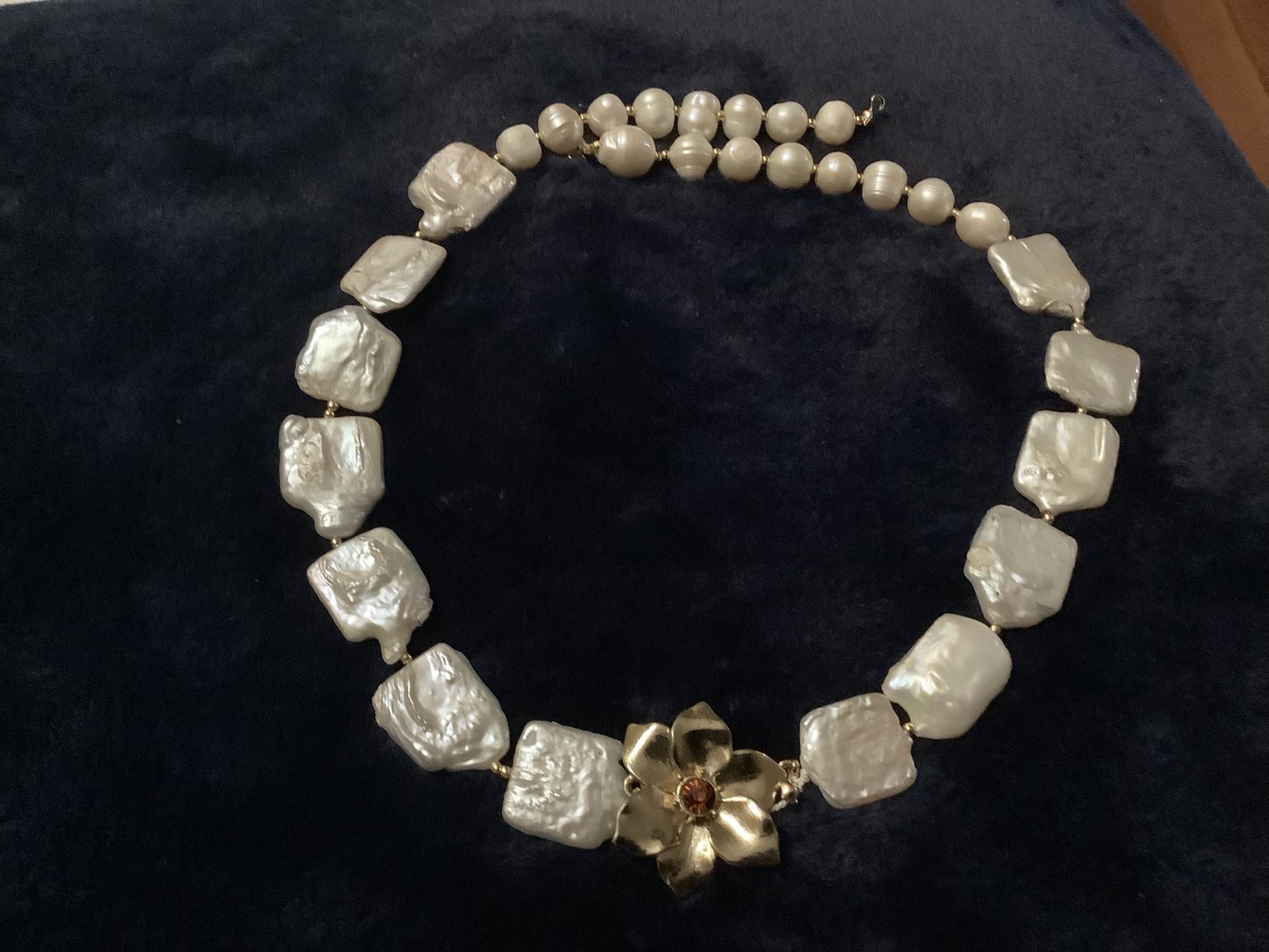 Fresh Weather Pearls  With Gold Plate Flowers Very Beautiful  And Elegant