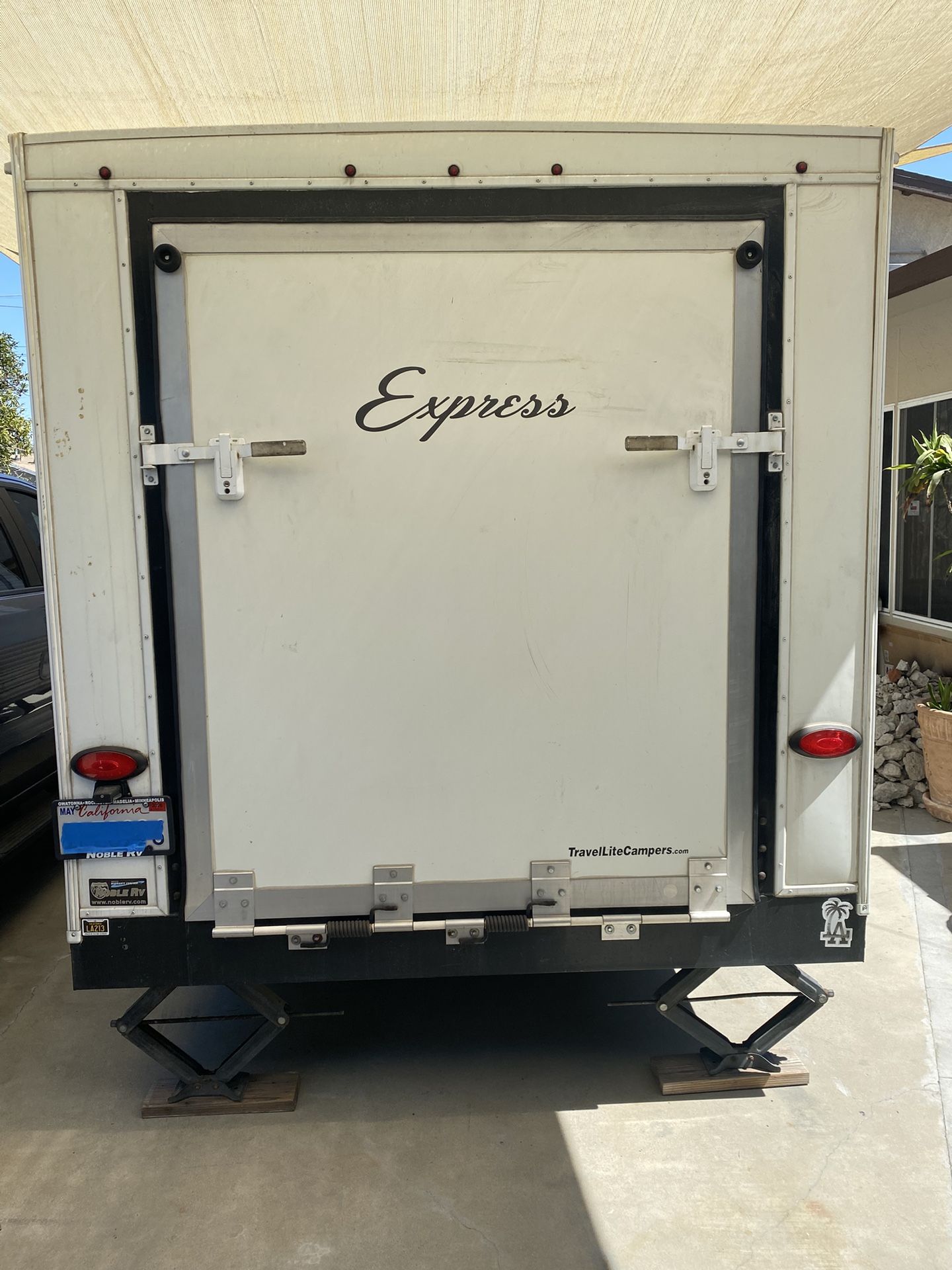 2016 Travel Lite Express ,E 16th St, Toy Hualer