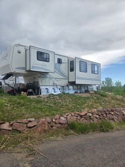 Rv 5th wheel