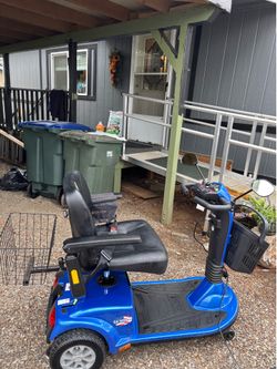 Golden Mobility Scooter