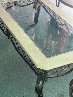 Mesa de hierro y marble