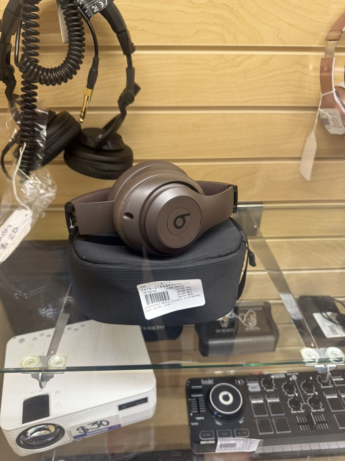 Beats Studio Headphones Good Quality Audio Great Deal Here At Cash America Pawn On Summit Ave In Greensboro