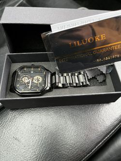 New Liluoke Watch With Paper Work 60$