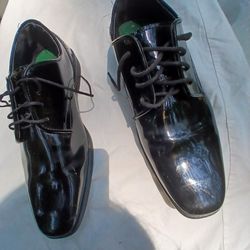 Men's Dress Shoe