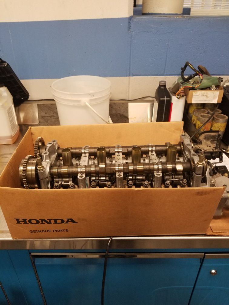 HONDA K24 ENGINE HEAD USED NICE CONDITION!!