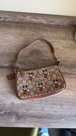 Disney Coach Micky Mouse Design