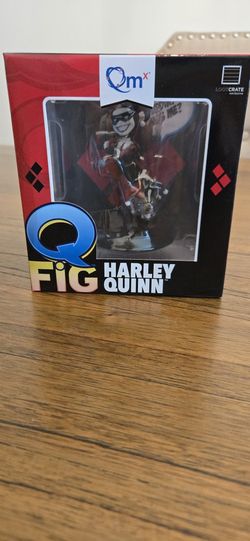 New Q Fig Harley Quinn