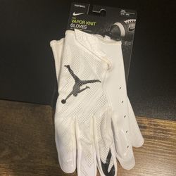 NWT Jordan Vapor Knit Football Gloves Magnigrip Technology Men's Sz 3XL White