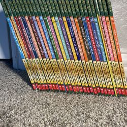 Magic Treehouse Set #1-28