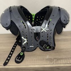 XTECH Skill Adult Medium Shoulder Pads