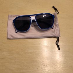 Brand New Authentic Louis Vuitton Men Sunglasses for Sale in