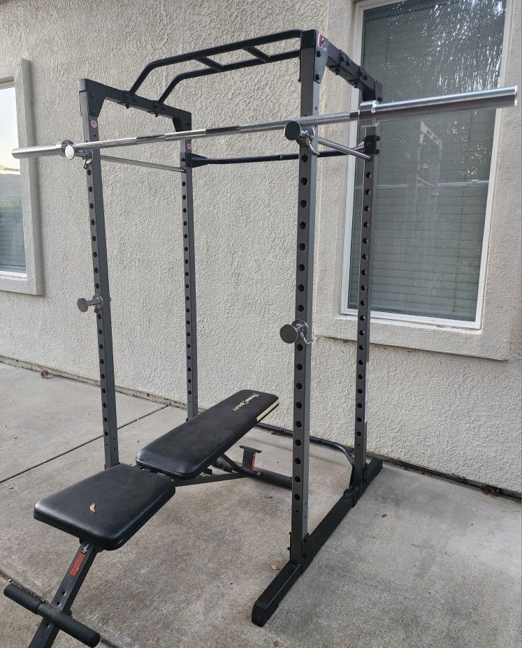 Workout Cage and bench $250 - Natomas