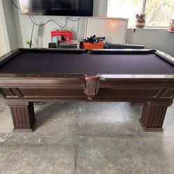8 ft Connelly pool table 