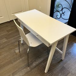 42” Desk and chair $40