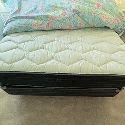 Queen Mattress Set