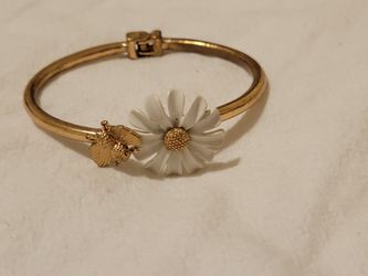 flower daisy bee gold tone bracelet cuff