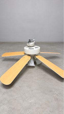 Harbor Breeze 52” Ceiling Fan with 4-Light Kit