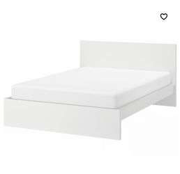 Queen Bed