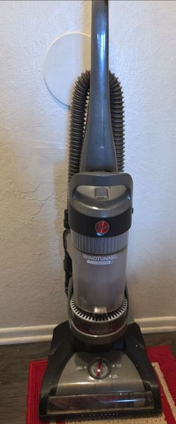 Hoover WindTunnel vacuum