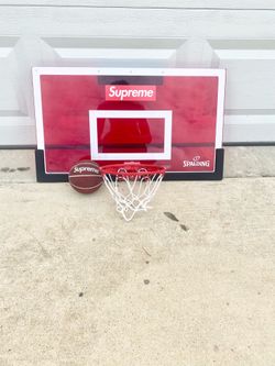 Supreme Spalding Mini Basketball Hoop Set GREAT CONDITION