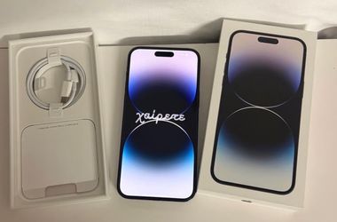 Unlocked iPhone 1 4 pro max