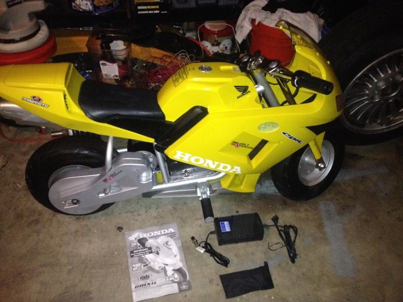 Honda minimoto MAX II electric bike for kids!