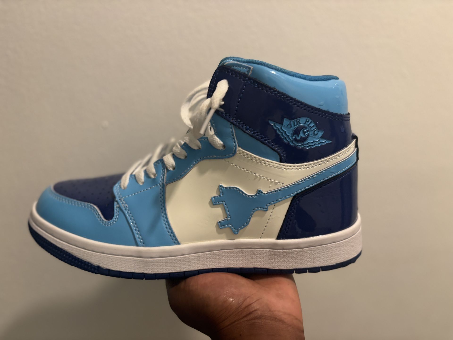 Plug Love Sneakers Size 9