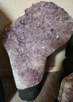 Gorgeous Amethyst rock