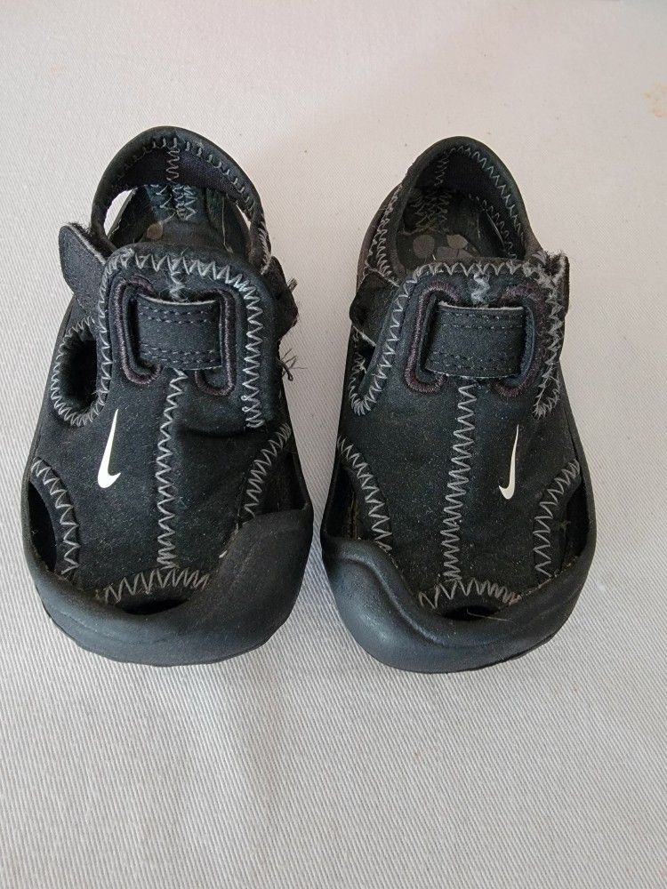 Nike Sandal/Water Shoe - Size Infant 6