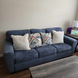 Couch/Queen Sleeper/pillows