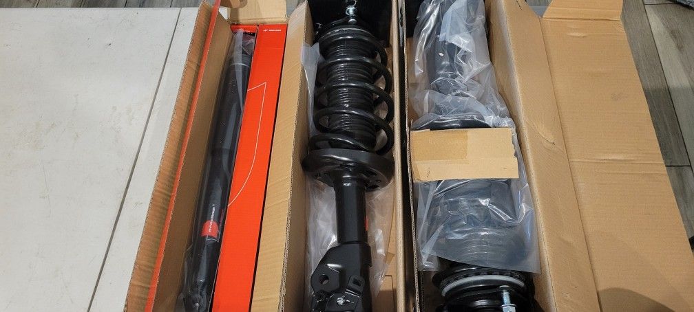 06-11 Honda Civic / Acura CSX Front And Rear Complete Shocks And Struts