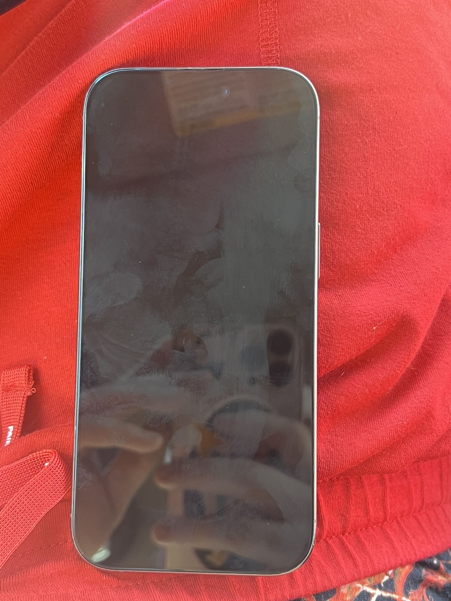 iPhone 16 Pro