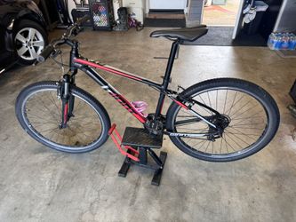 Giant ATX Mountain Bike