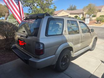 1998 Infiniti QX4