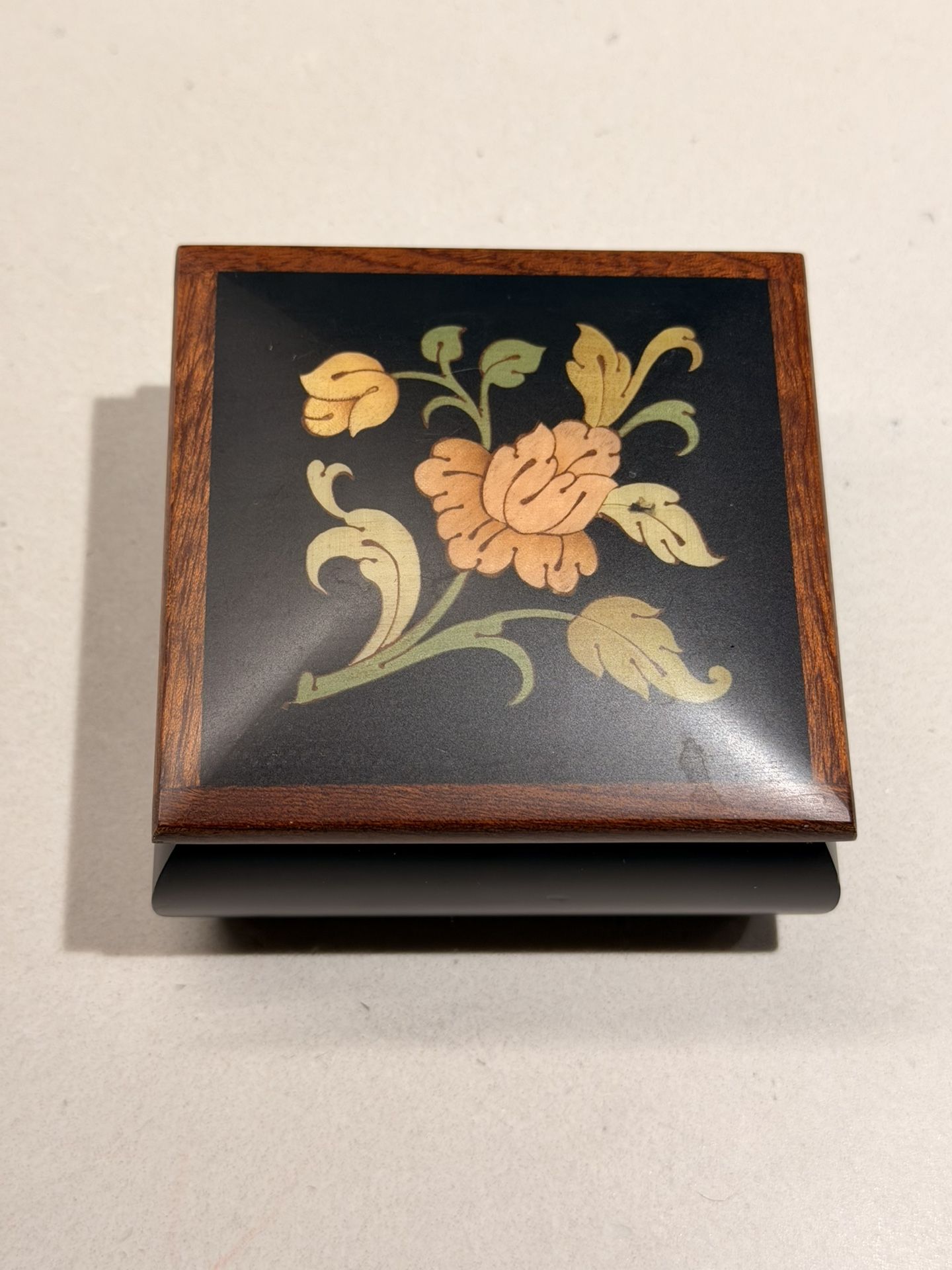 NEW Inlay Jewelry Box Sorrento Italy Flower Design by AUGUSTO SORRE