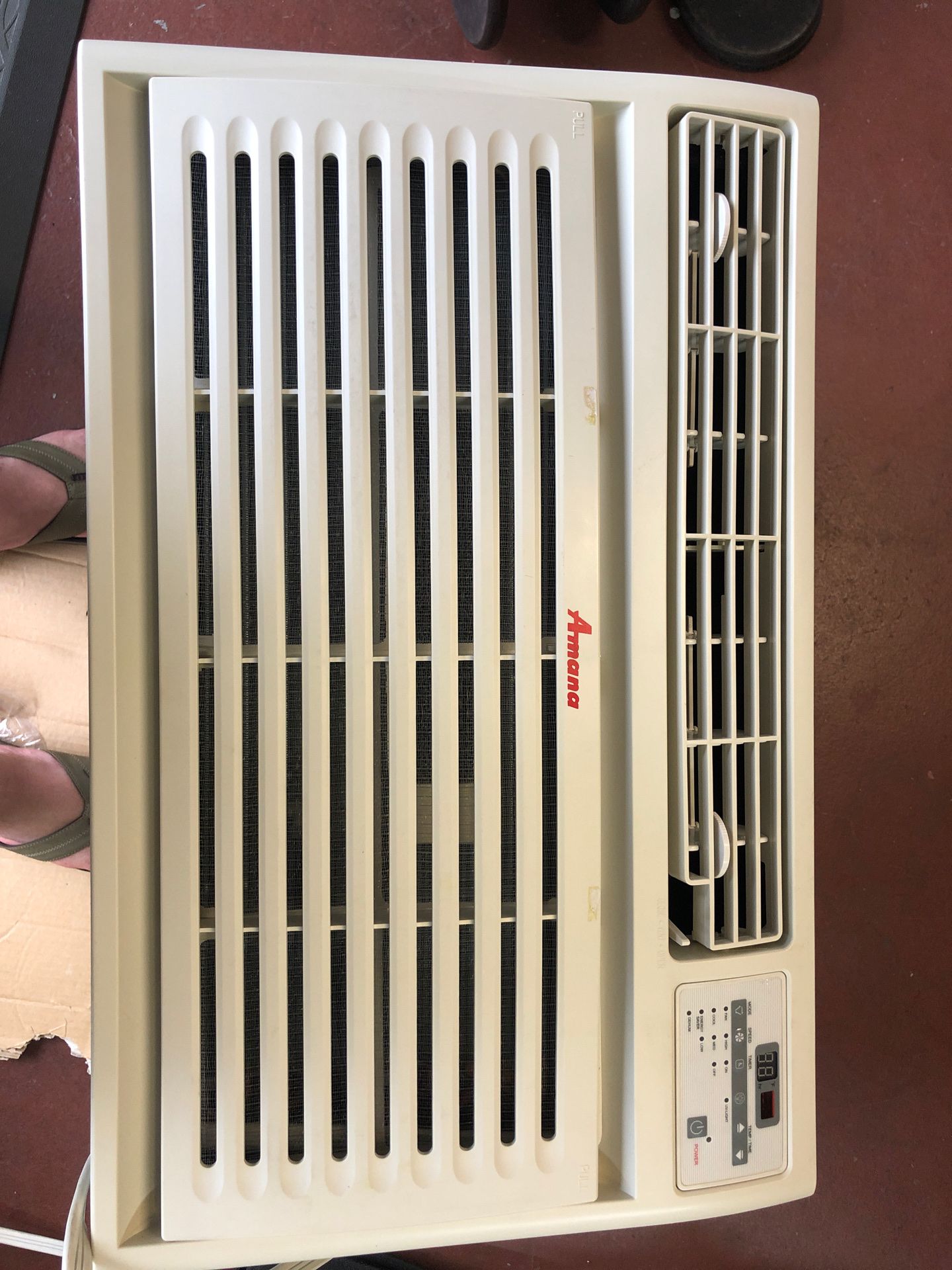 Amanda ac window unit new never installed