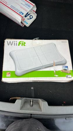Nintendo Wii Fit Balance Board with Box