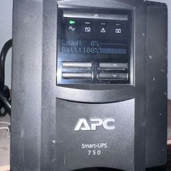 APC Smart UPS 750