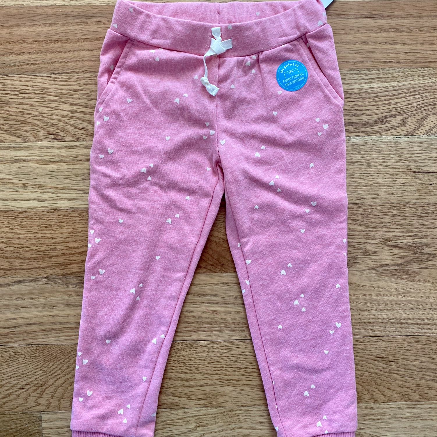 Carter’s Pink Mini Hearts Soft Stretch Drawstring Sweatpants - 4T NWT for  Sale in Oceanside, New York - OfferUp