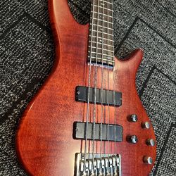 Ibanez SR905 5 String Bass Guitar