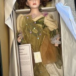 Geppeddo porcelain doll Kiara