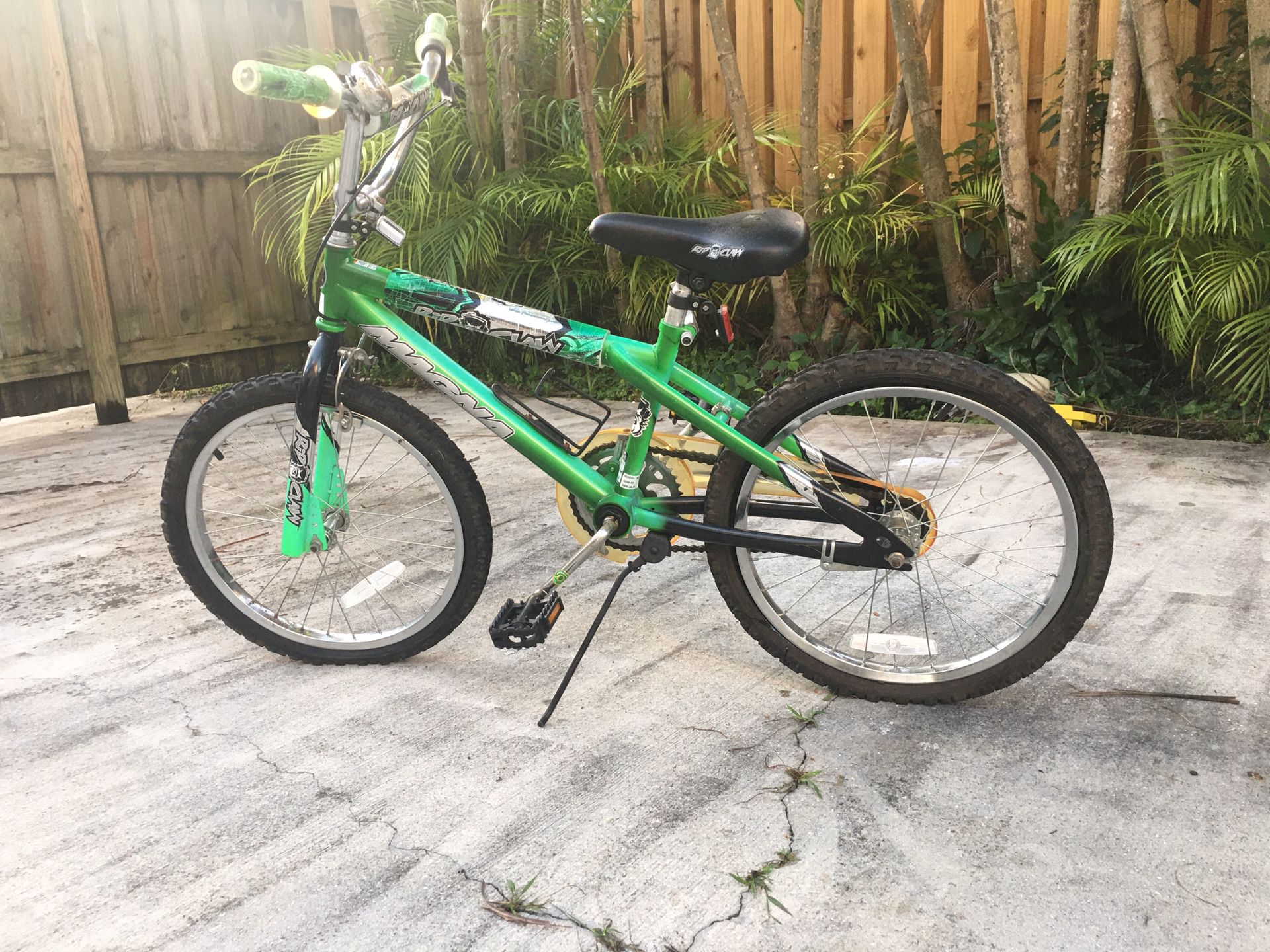 20” Boy Magna Rip Claw Bike $30