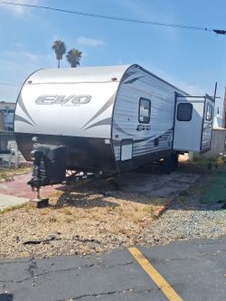 Trailer in Chula Vista $800 space rent