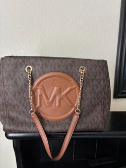 Large Michael Kor bag