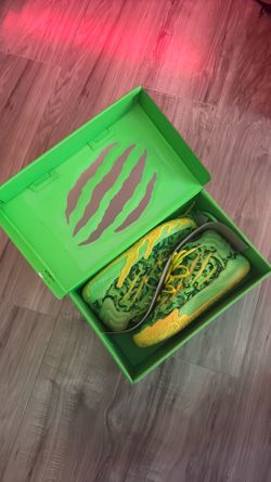 Melo Basketball Shoes - Kids 6.5