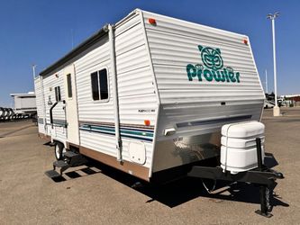 USED 2003 FLEETWOOD RV PROWLER 27H